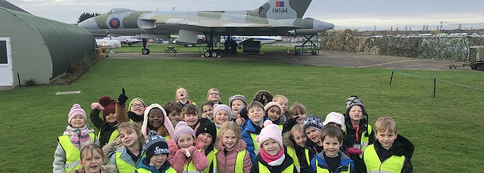 Y2 Visit to the Newark Air Museum